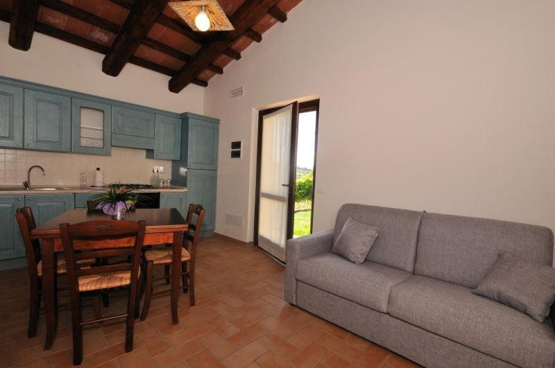 Agriturismo Casale Contessa Montebuono  Exteriör bild